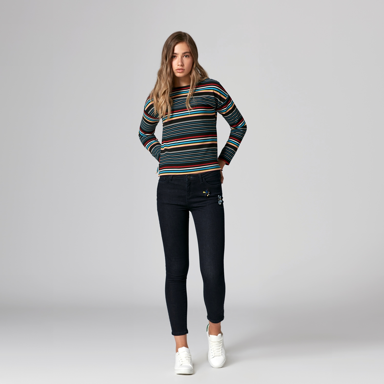 İŞLEMELİ JEAN PANTOLON