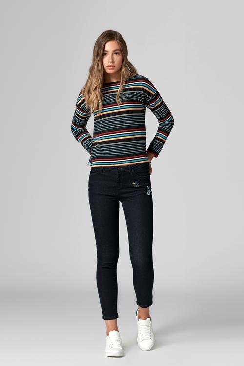  İŞLEMELİ JEAN PANTOLON