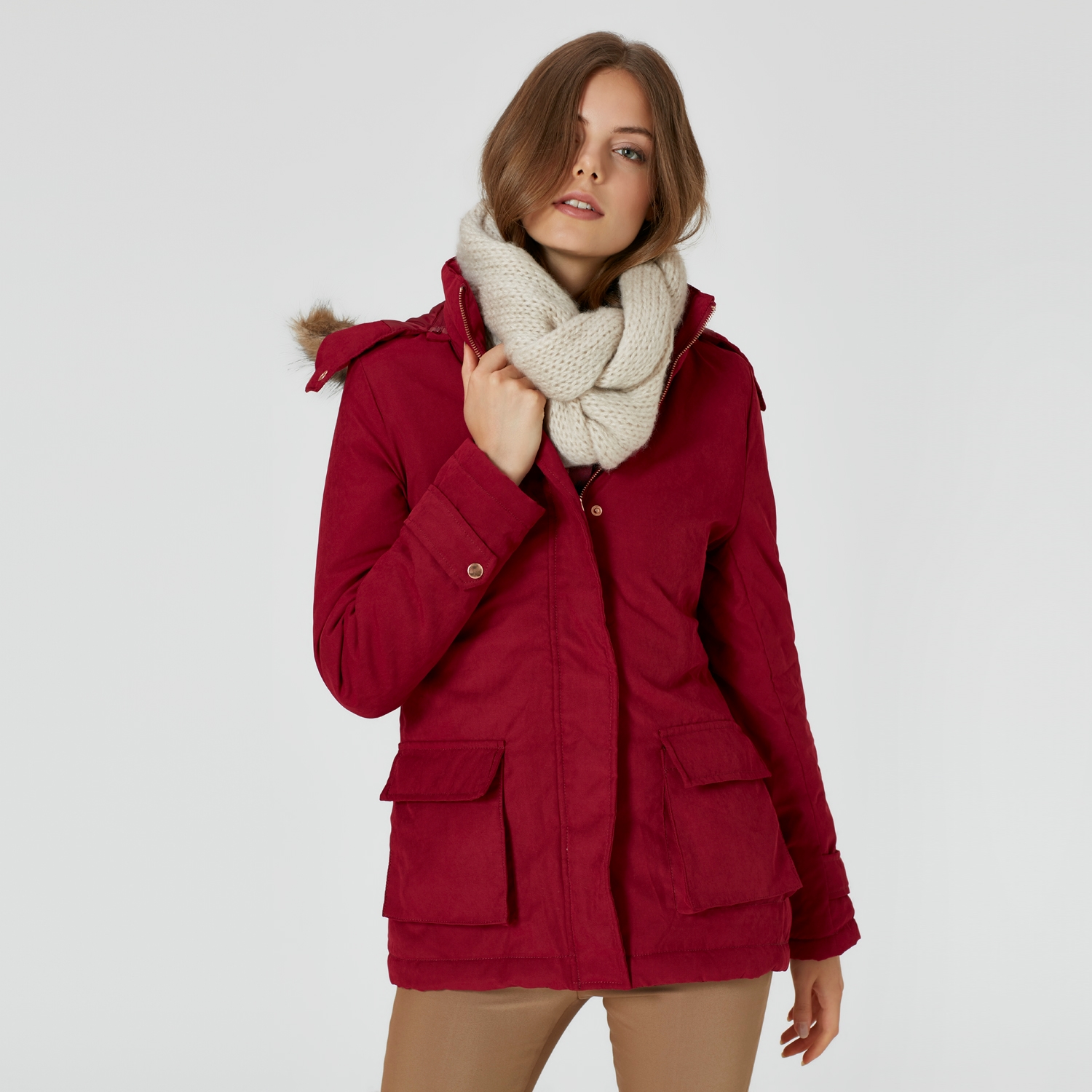 KÜRK DETAYLI YAĞMURLUK / PARDESÜ