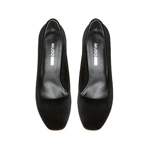  PUL DETAYLI TOPUKLU AYAKKABI