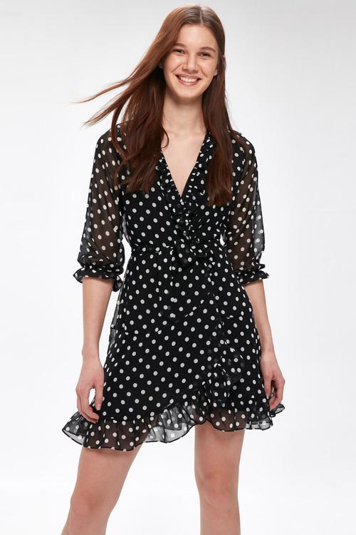  FIRFIR DETAYLI PUANTİYELİ MİNİ ELBİSE