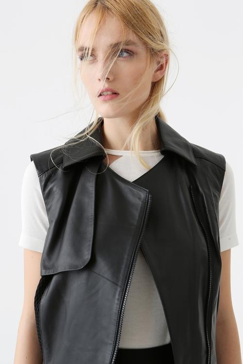  ARZU KAPROL VE MUDO YELEK