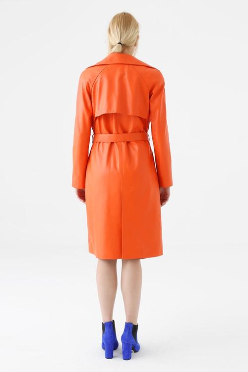  ARZU KAPROL VE MUDO TRENÇKOT