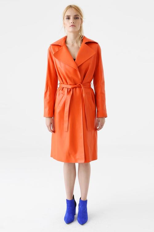  ARZU KAPROL VE MUDO TRENÇKOT