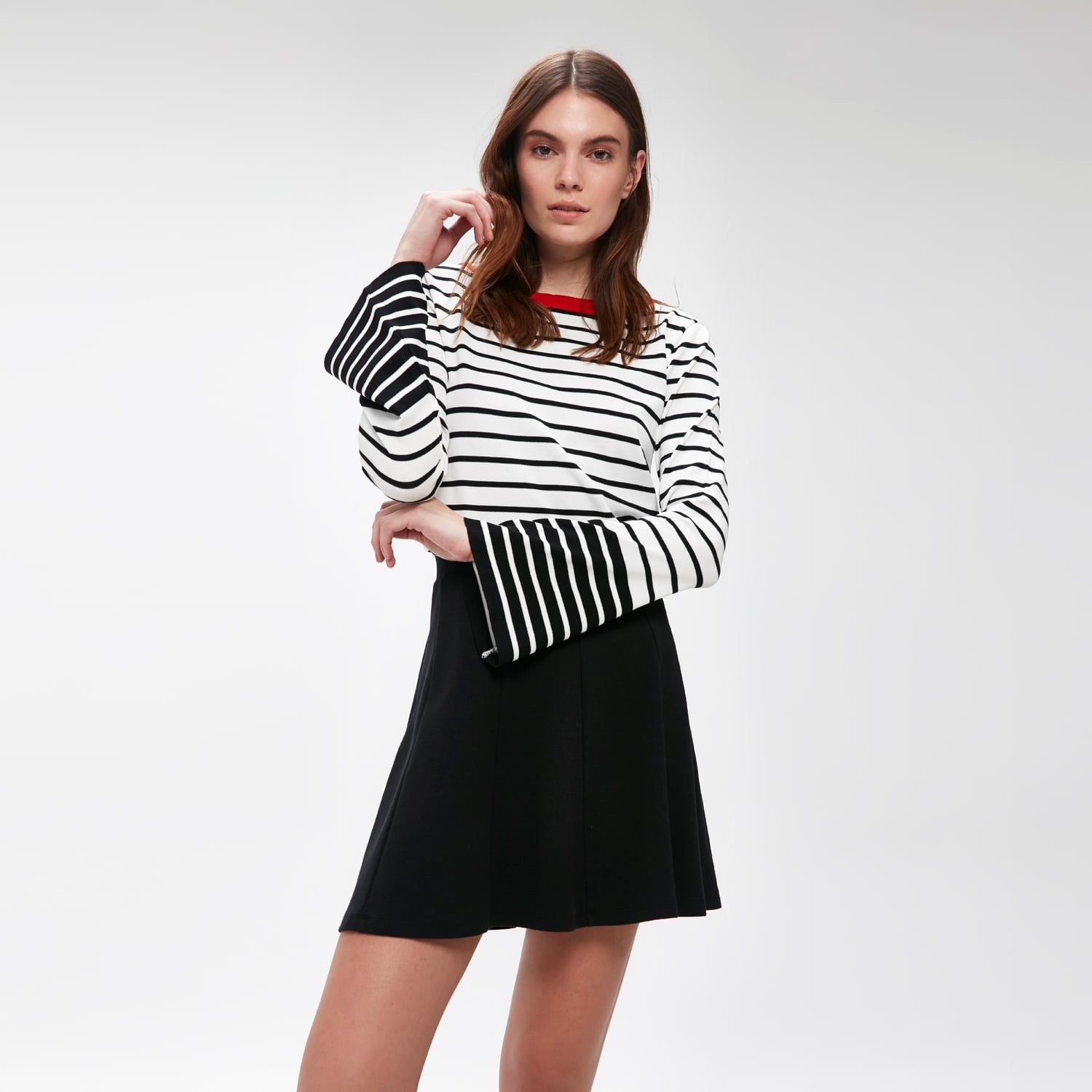 ÇİZGİLİ KOL DETAYLI KAZAK