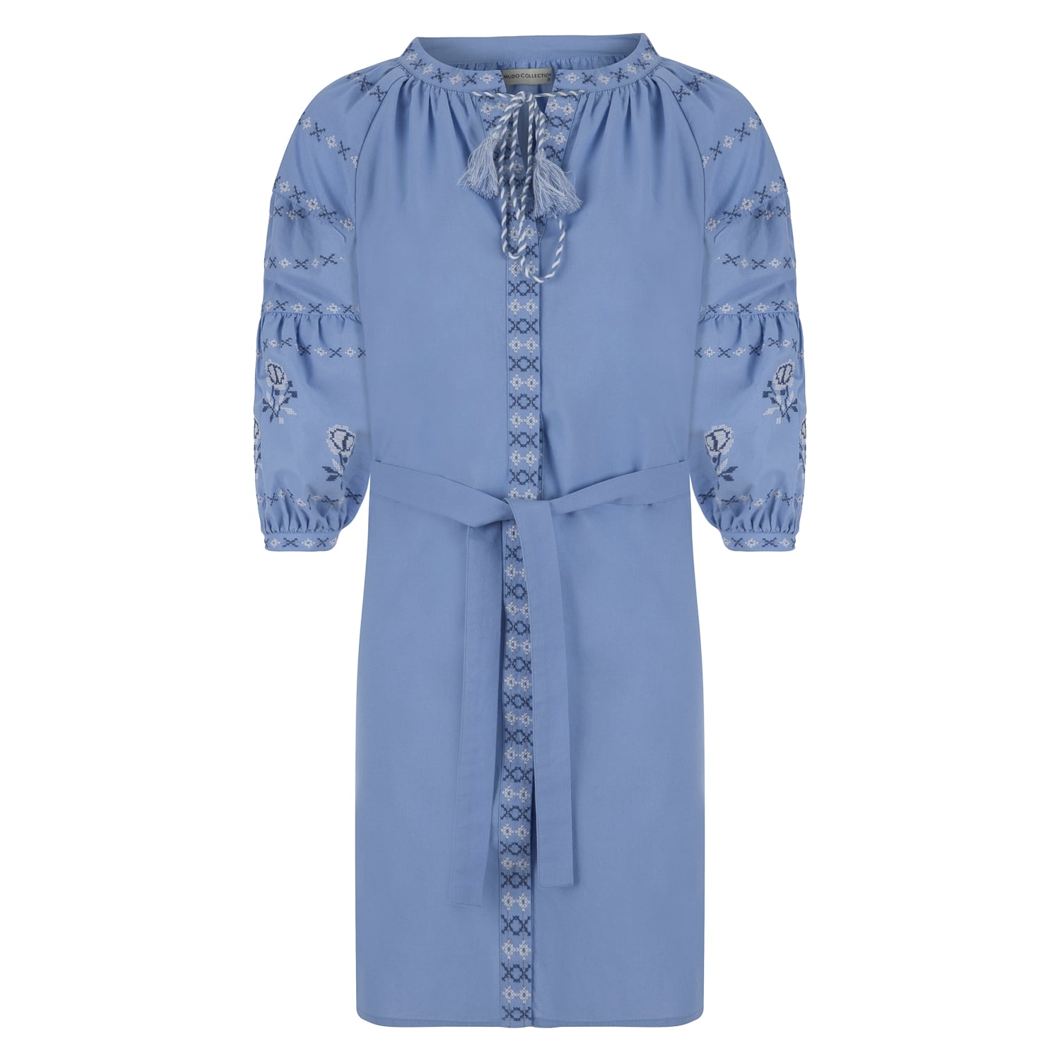 NAKIŞLI PÜSKÜLLÜ ELBİSE