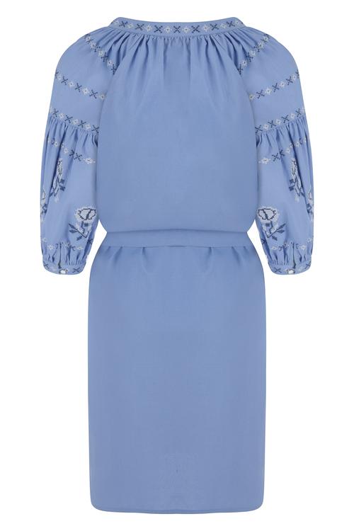  NAKIŞLI PÜSKÜLLÜ ELBİSE