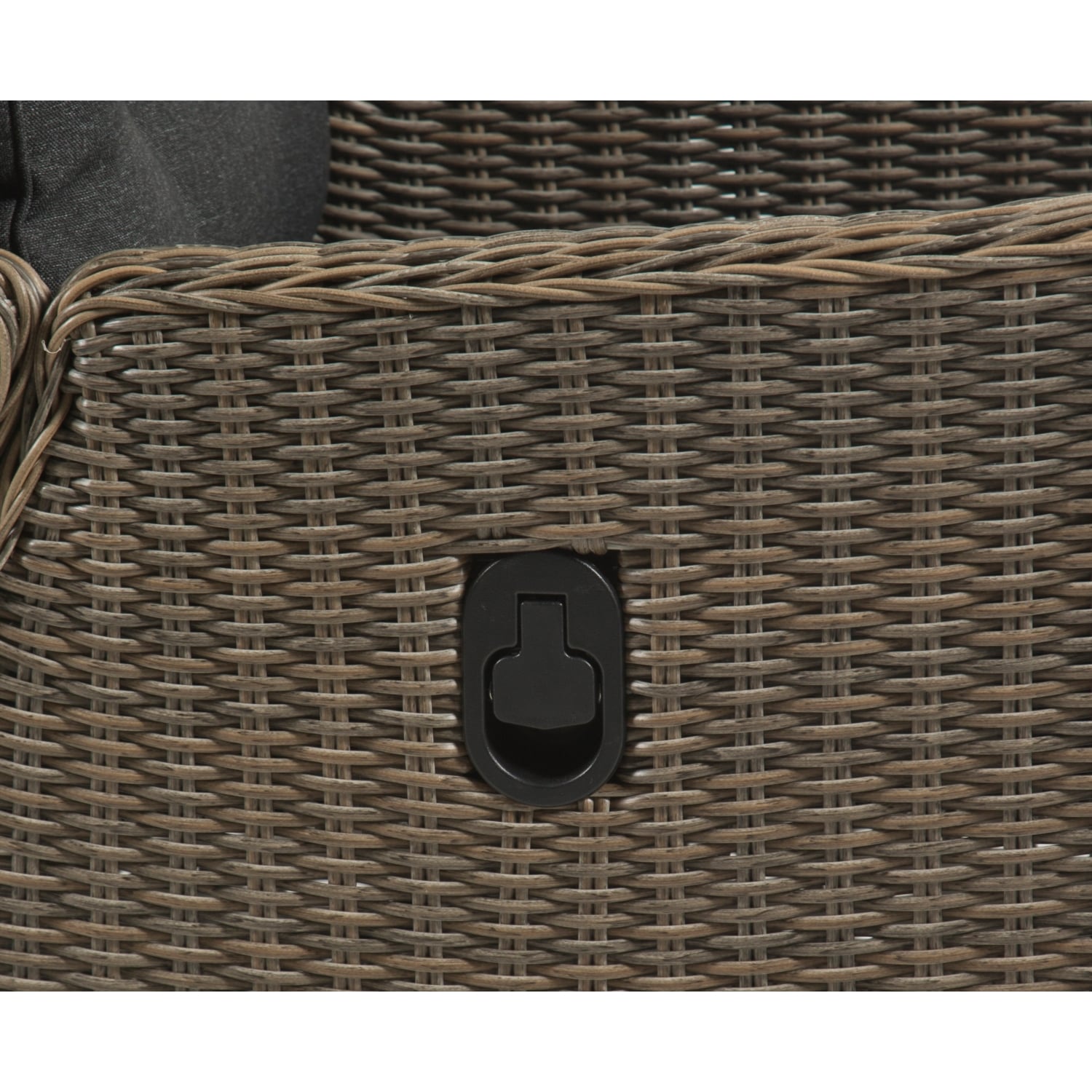 DAVEL RATTAN SANDALYE