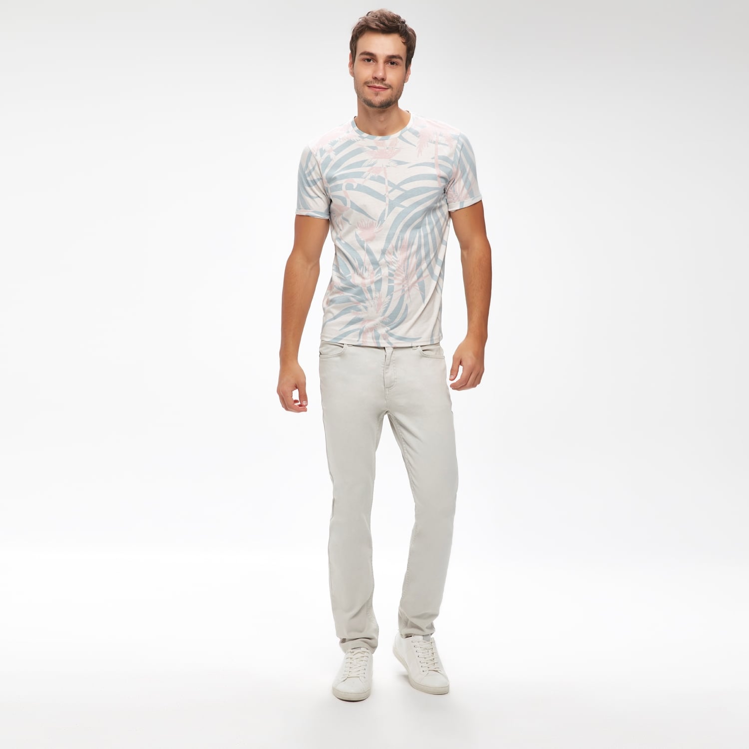 PALMİYE DESENLİ T-SHIRT