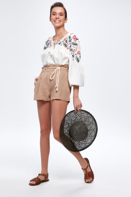  BELİ BÜZGÜLÜ ŞORT