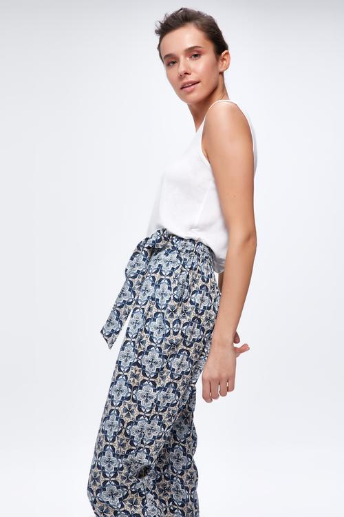  BELİ KUŞAKLI DESENLİ PANTOLON