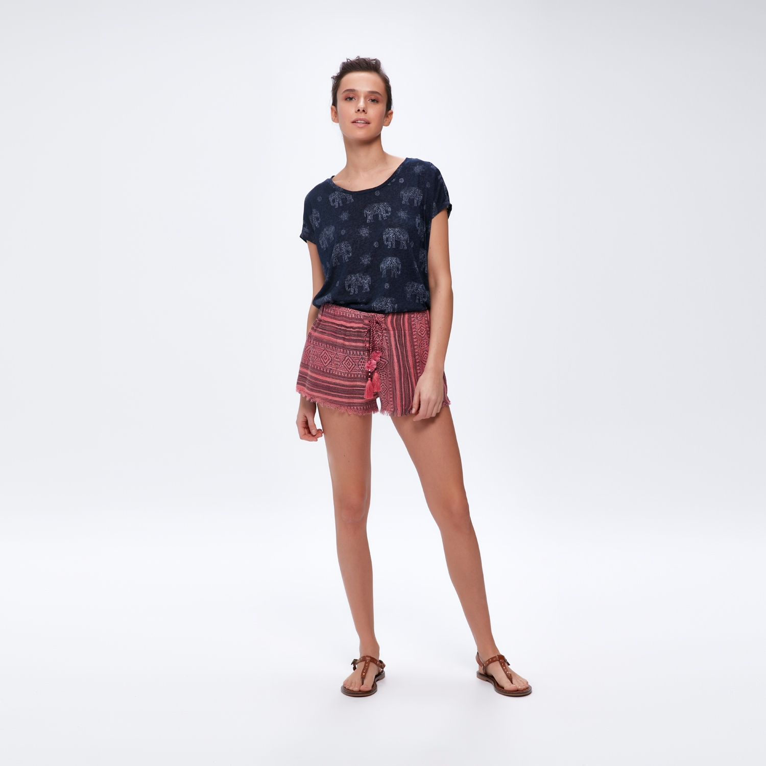 ETNİK DESENLİ KISA ŞORT