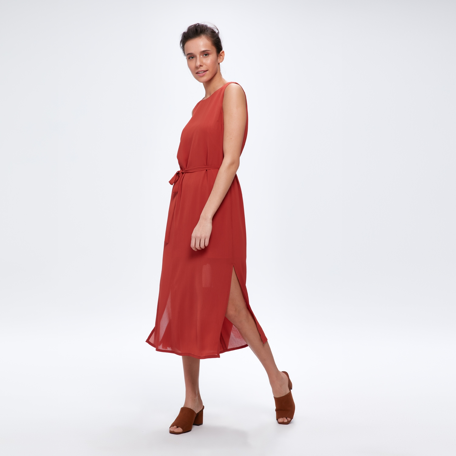 BELDEN İPLİ ELBİSE