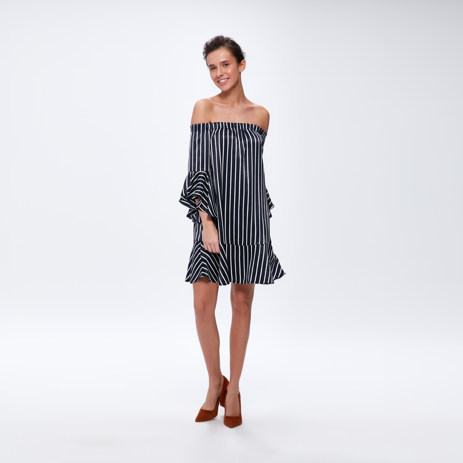 ÇİZGİLİ STRAPLEZ ELBİSE