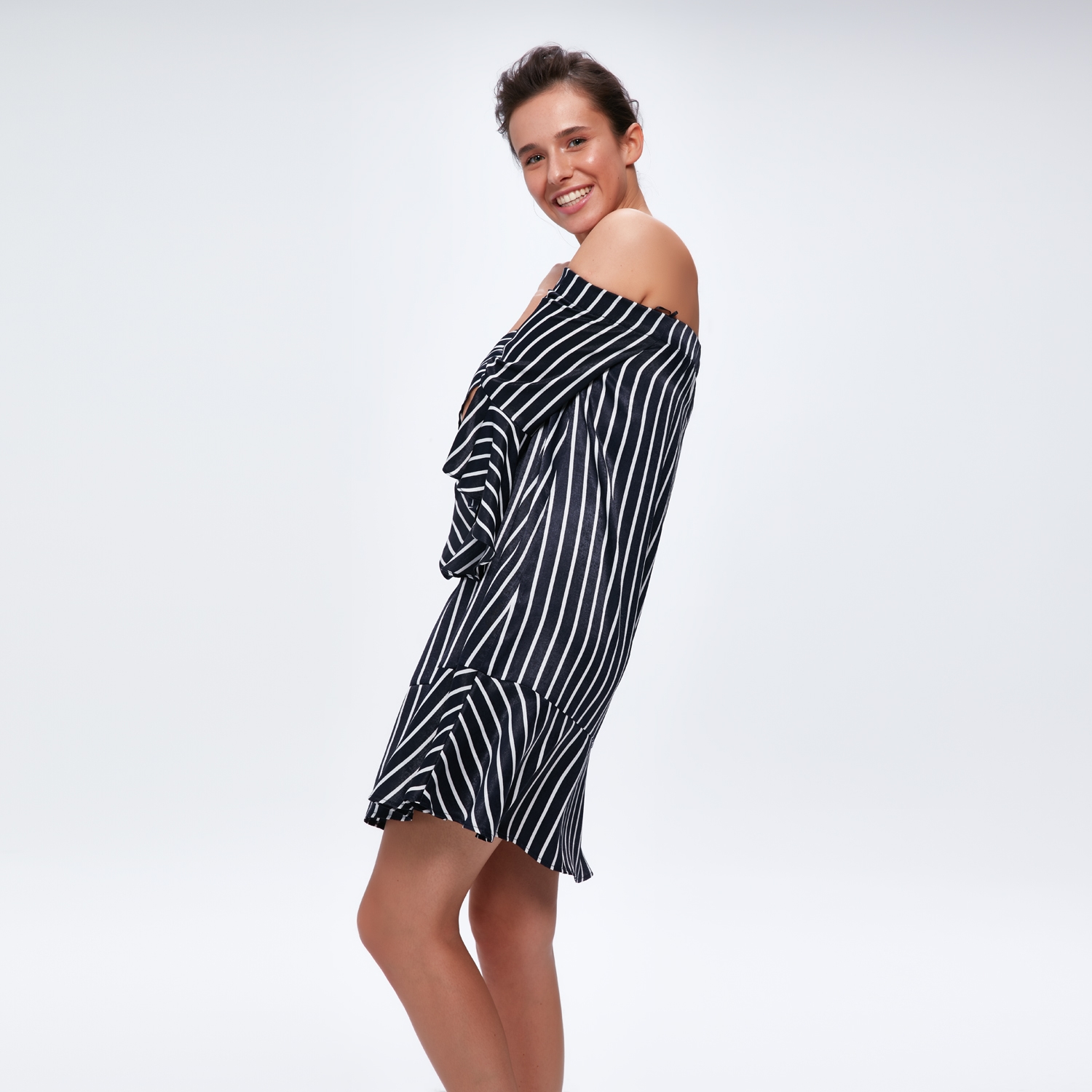 ÇİZGİLİ STRAPLEZ ELBİSE