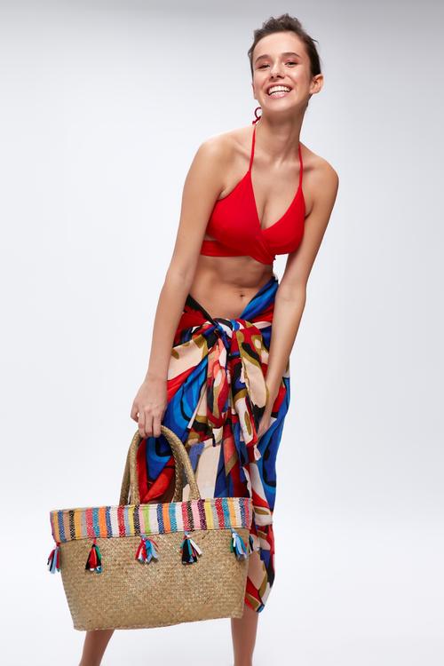  İP DETAYLI BİKİNİ ÜSTÜ