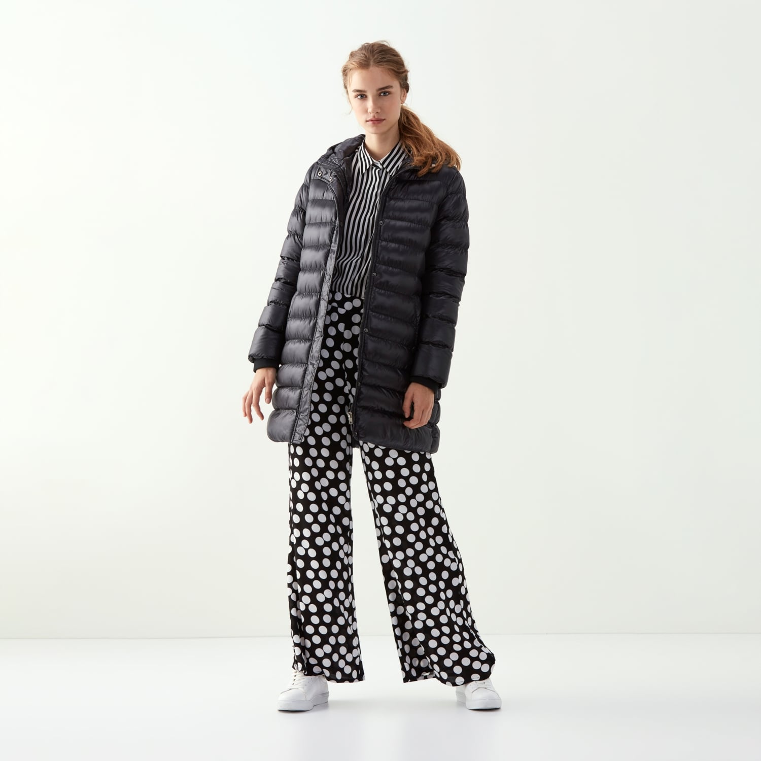 KAPÜŞONLU ŞİŞME MONT