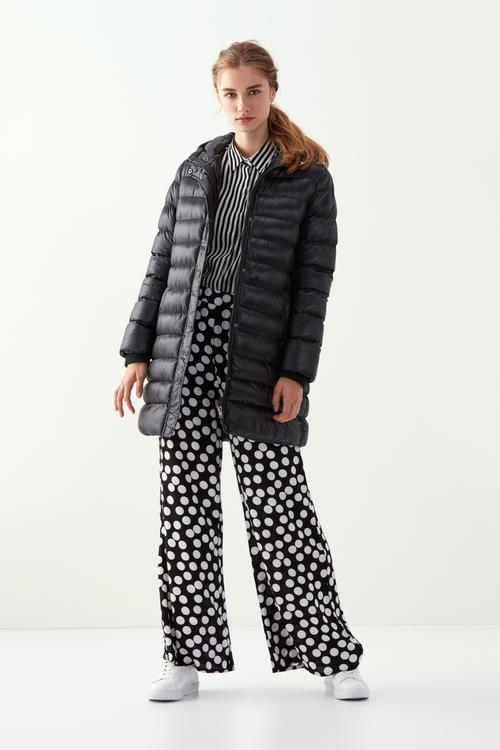  KAPÜŞONLU ŞİŞME MONT