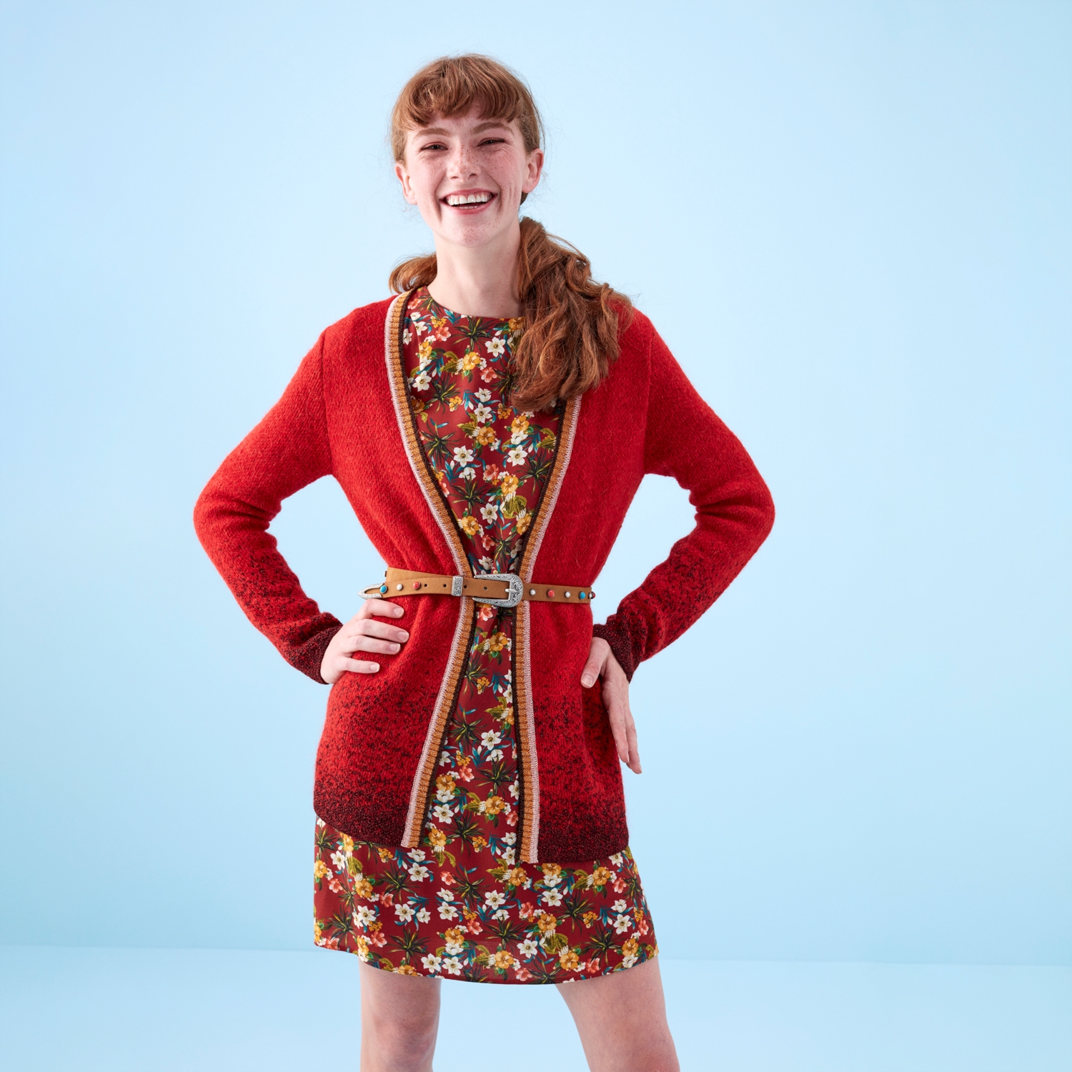 ŞERİTLİ AÇIK YAKA UZUN HIRKA