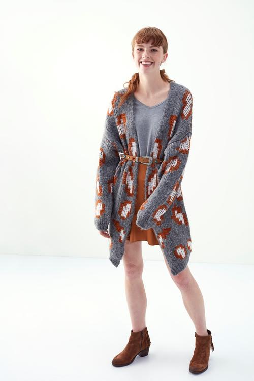  DESENLİ TRİKO AÇIK YAKA HIRKA