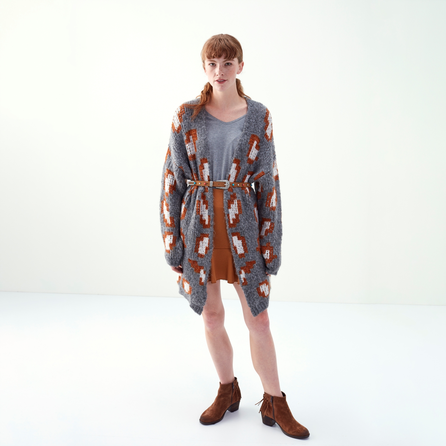 DESENLİ TRİKO AÇIK YAKA HIRKA