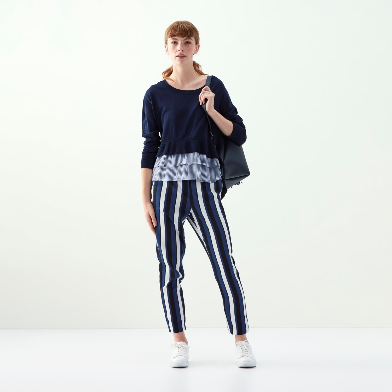 GÖMLEK DETAYLI BİSİKLET YAKA PAMUKLU KAZAK