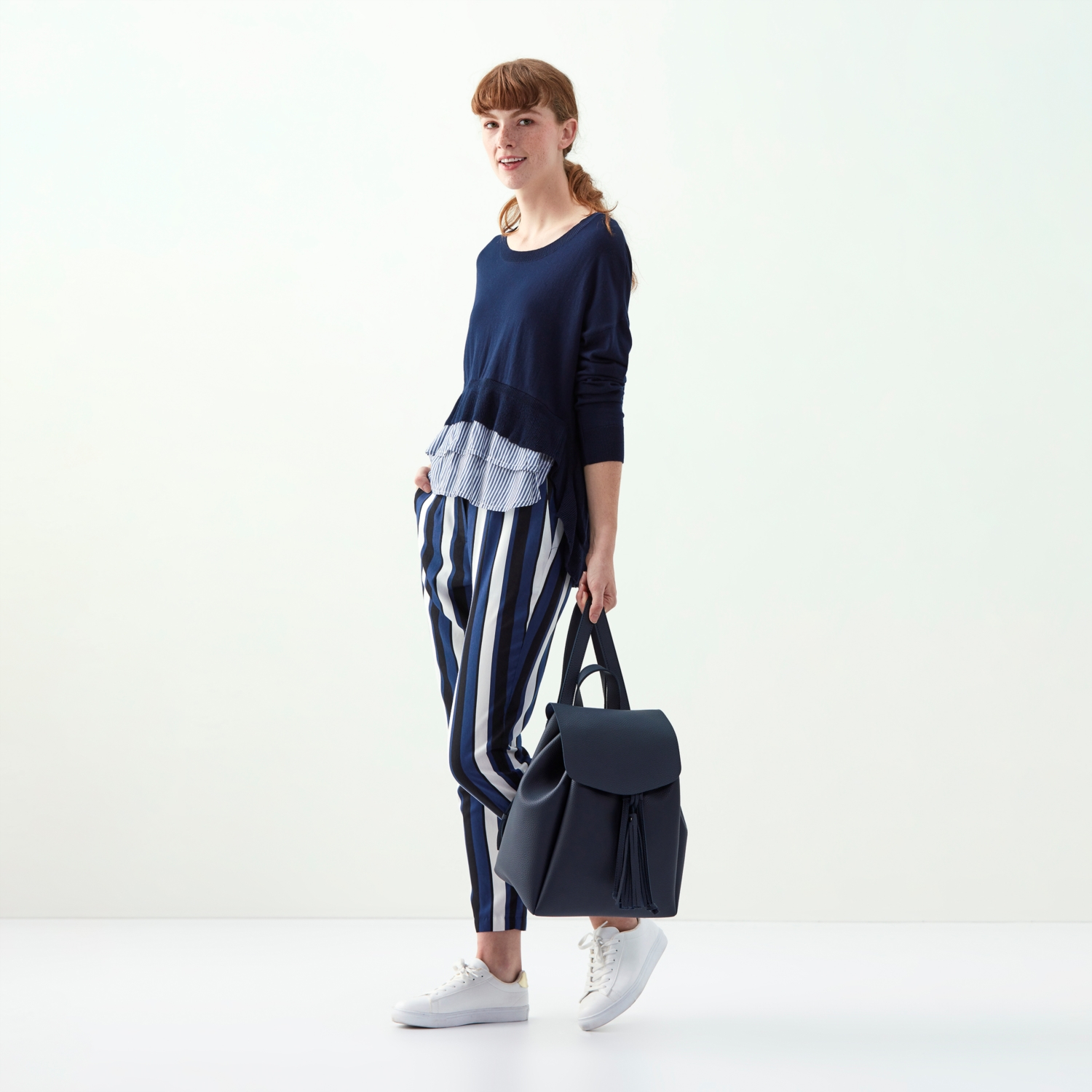 GÖMLEK DETAYLI BİSİKLET YAKA PAMUKLU KAZAK