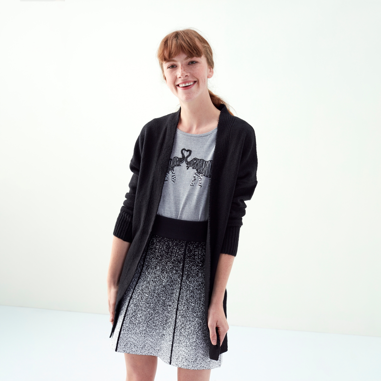 AÇIK YAKA UZUN HIRKA