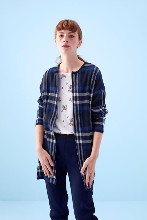  ÇİZGİLİ AÇIK YAKA UZUN HIRKA