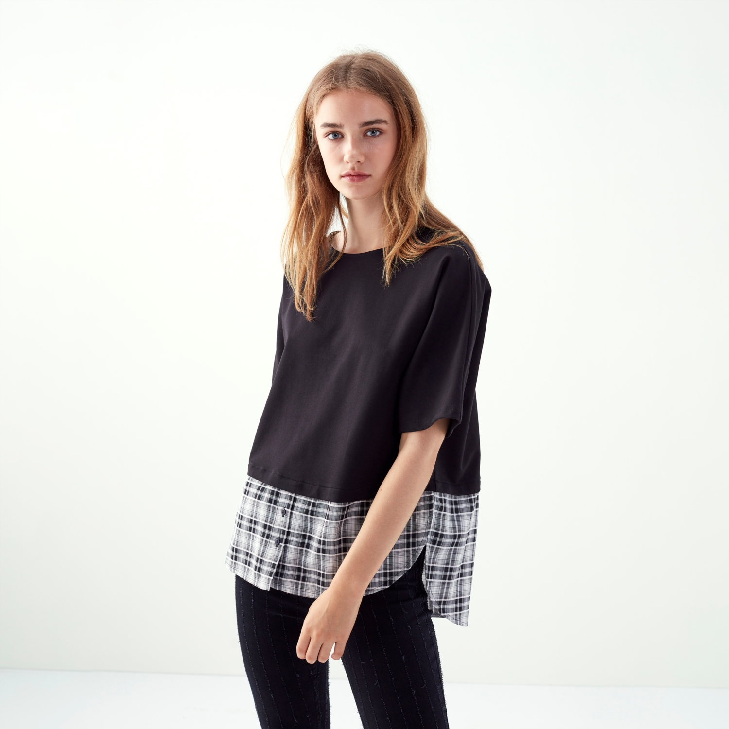 GÖMLEK DETAYLI BİSİKLET YAKA SWEATSHİRT