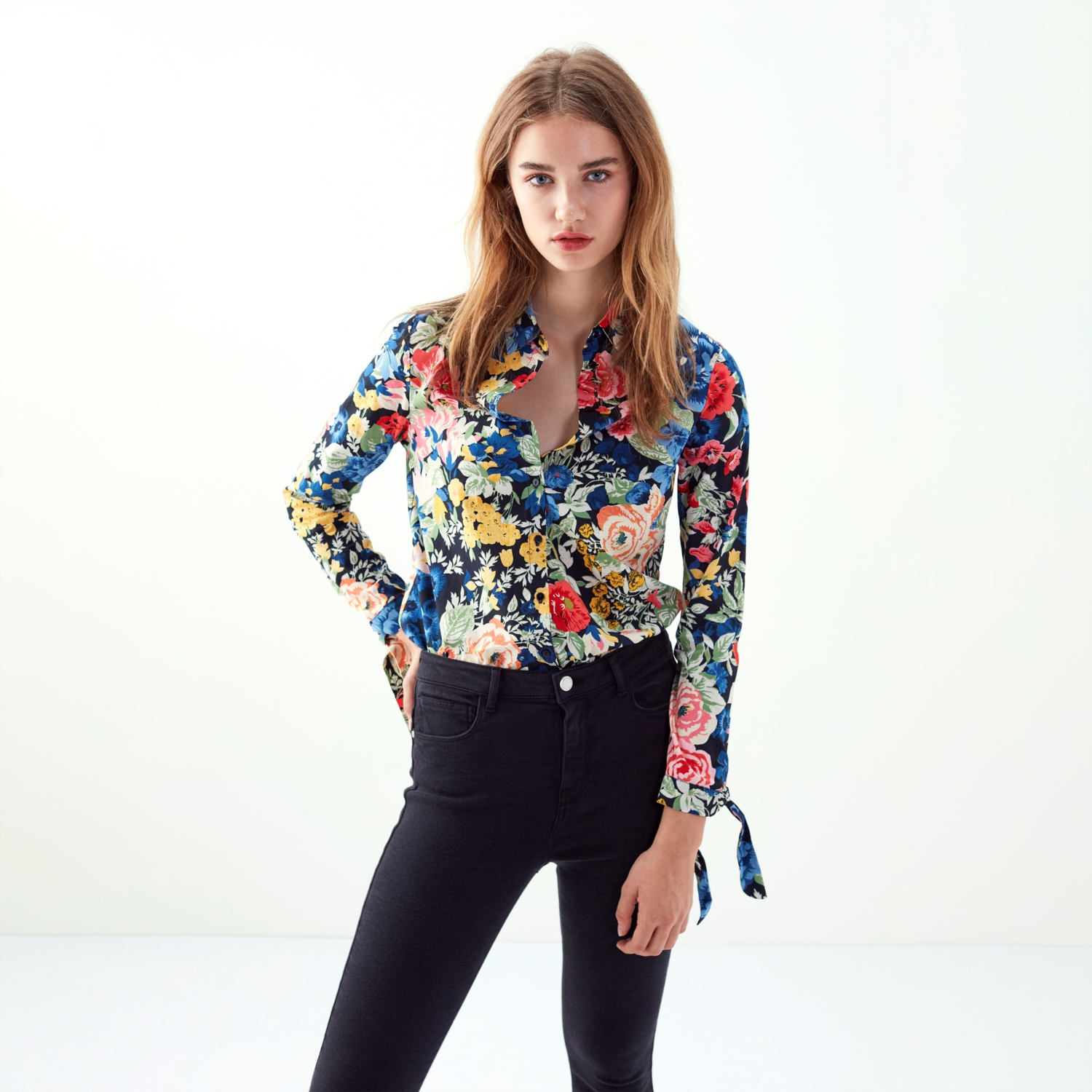 ÇİÇEK DESENLİ REGULAR GÖMLEK