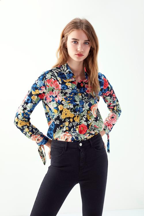  ÇİÇEK DESENLİ REGULAR GÖMLEK