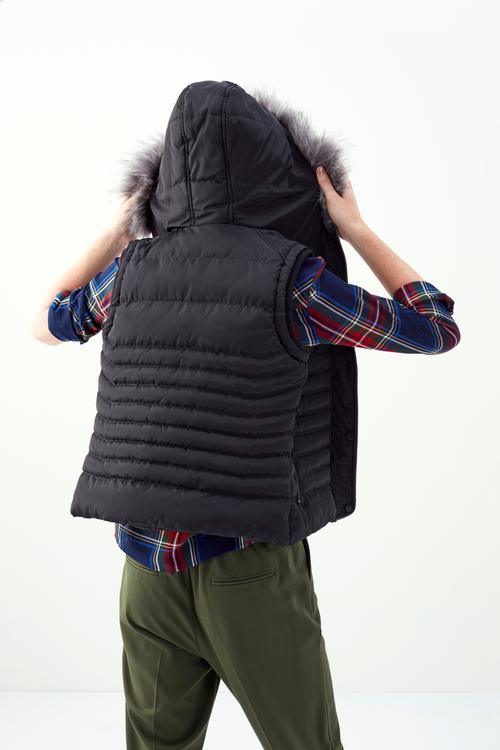  KAPÜŞONLU ŞİŞME YELEK