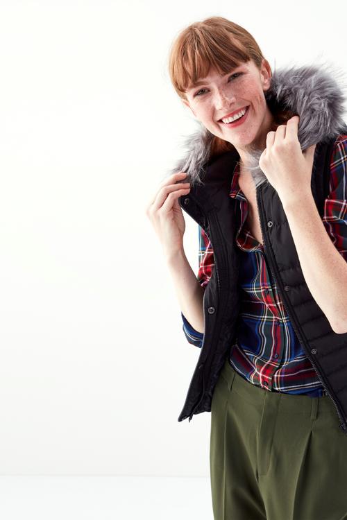  KAPÜŞONLU ŞİŞME YELEK