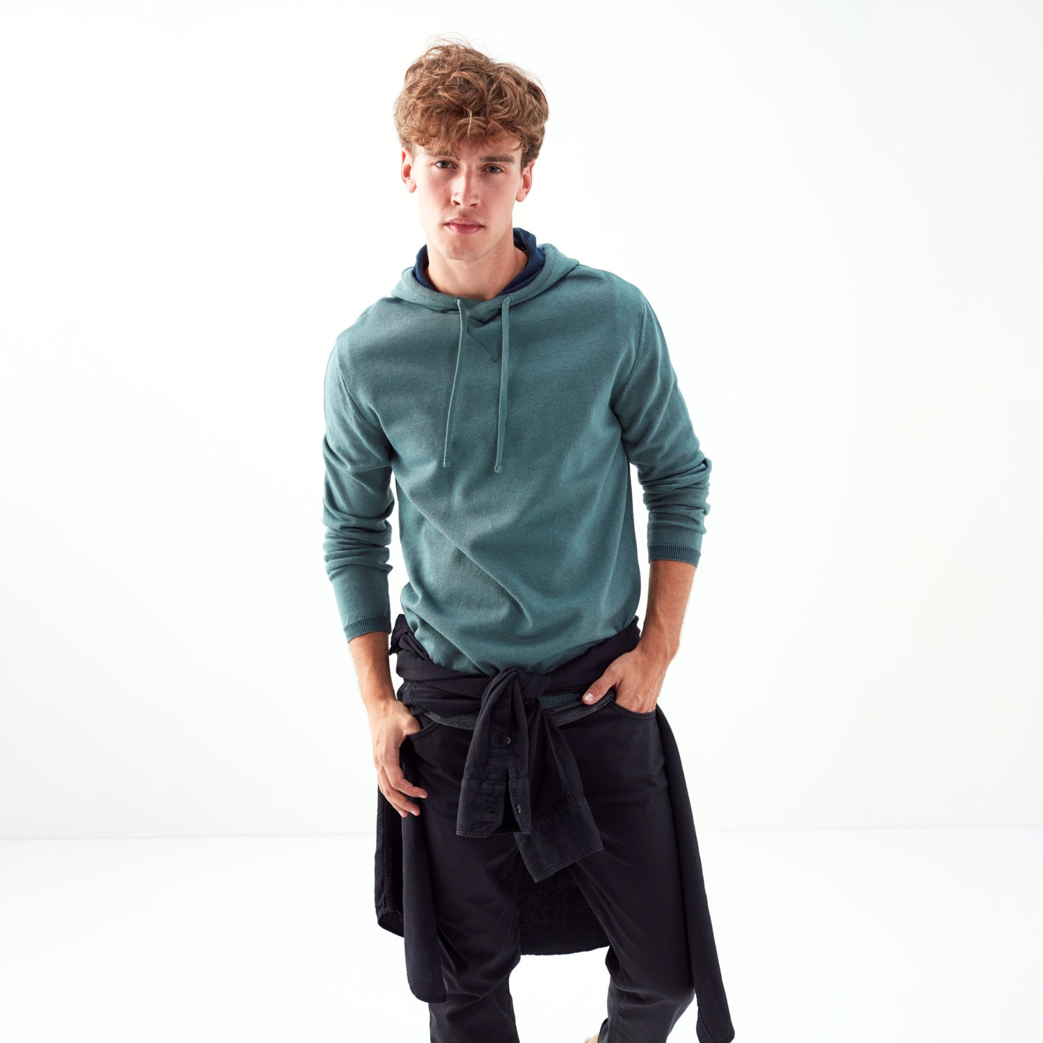 KAPÜŞONLU PAMUKLU SWEATSHİRT