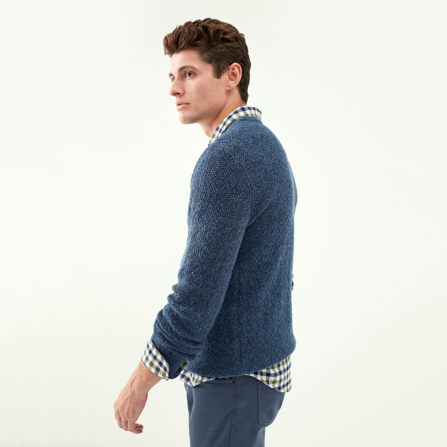 ÖRGÜ DESENLİ YUVARLAK YAKA KAZAK