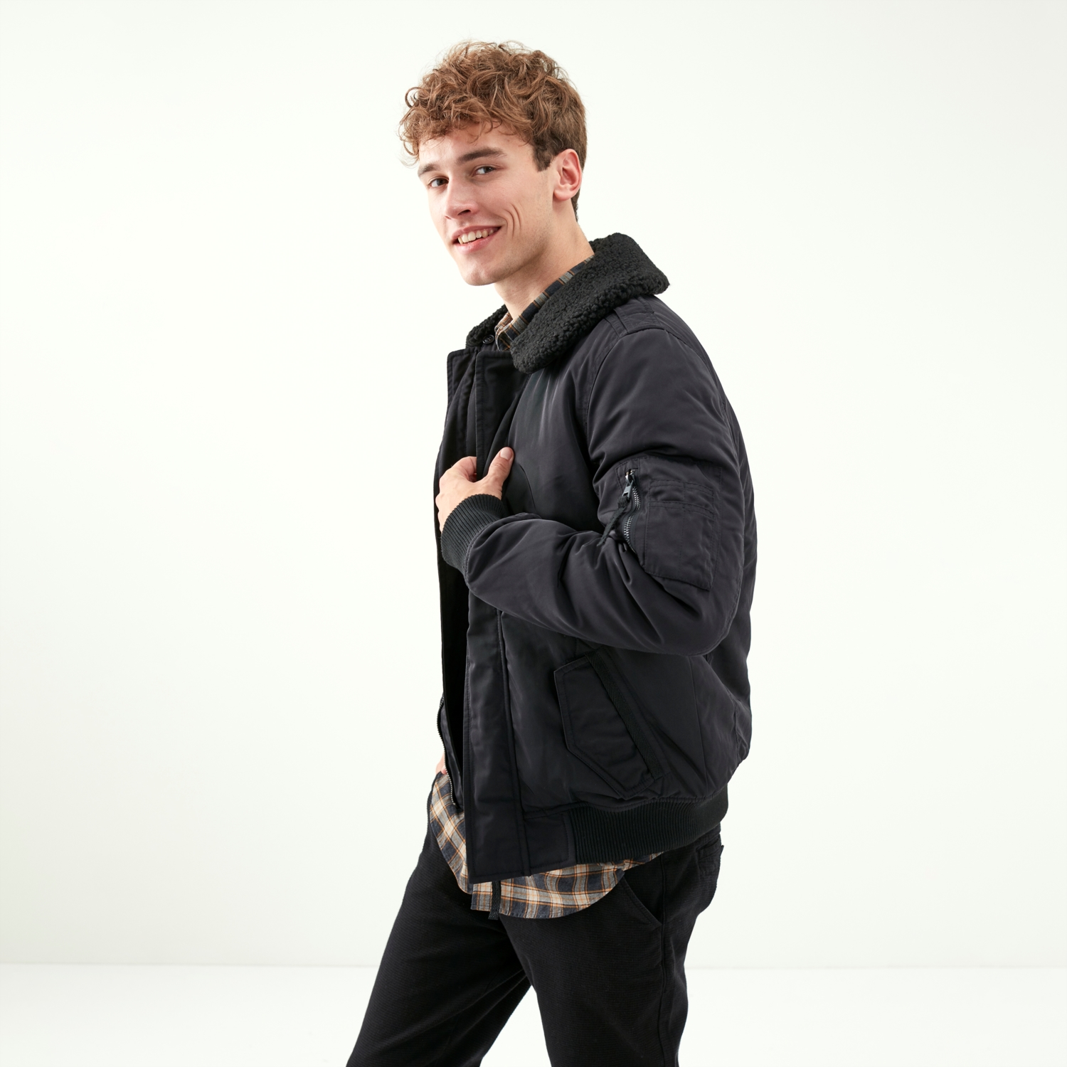 YAKA DETAYLI BOMBER CEKET