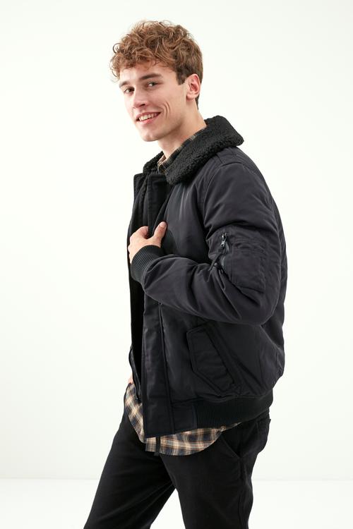  YAKA DETAYLI BOMBER CEKET