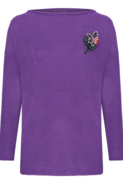  TAŞ İŞLEMELİ AÇIK YAKA KAZAK