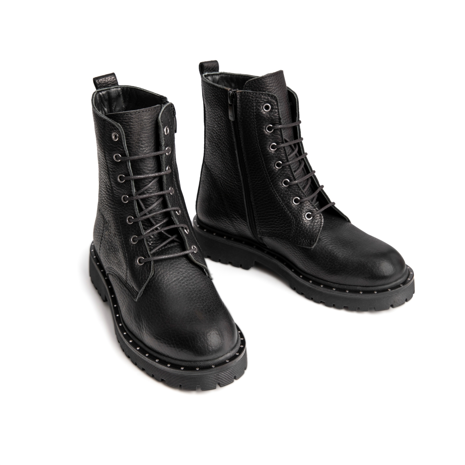 SİYAH BAĞCIKLI POSTAL BOT