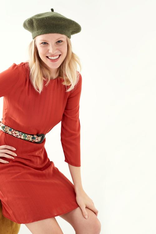  ÇİZGİLİ VİSKOZ MİDİ BOY ELBİSE