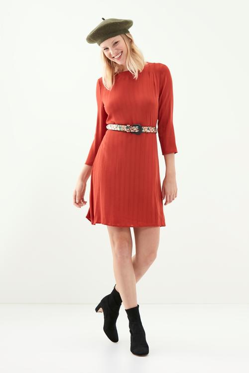  ÇİZGİLİ VİSKOZ MİDİ BOY ELBİSE