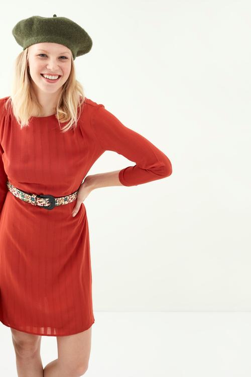  ÇİZGİLİ VİSKOZ MİDİ BOY ELBİSE