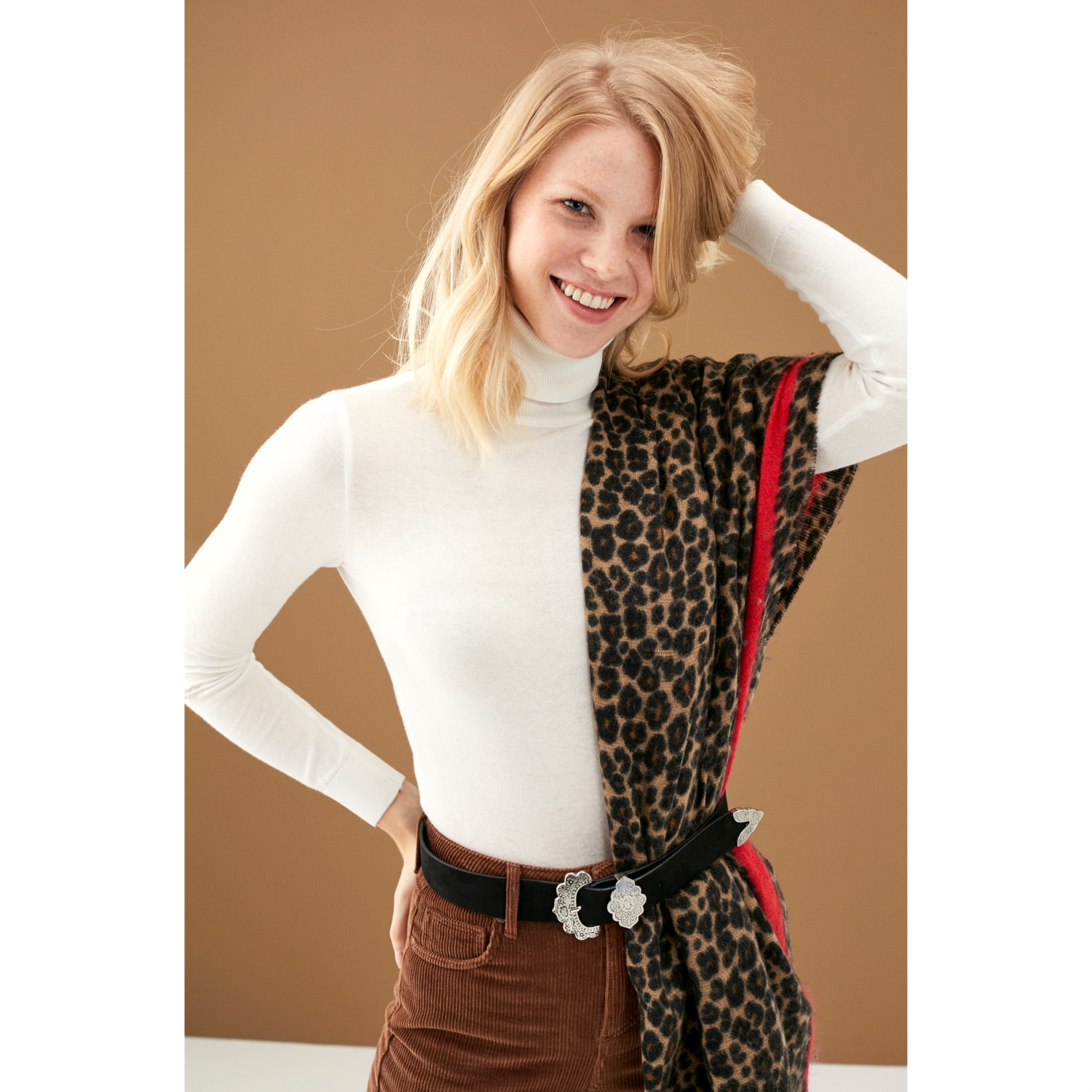 BOĞAZLI ÖRME KAZAK