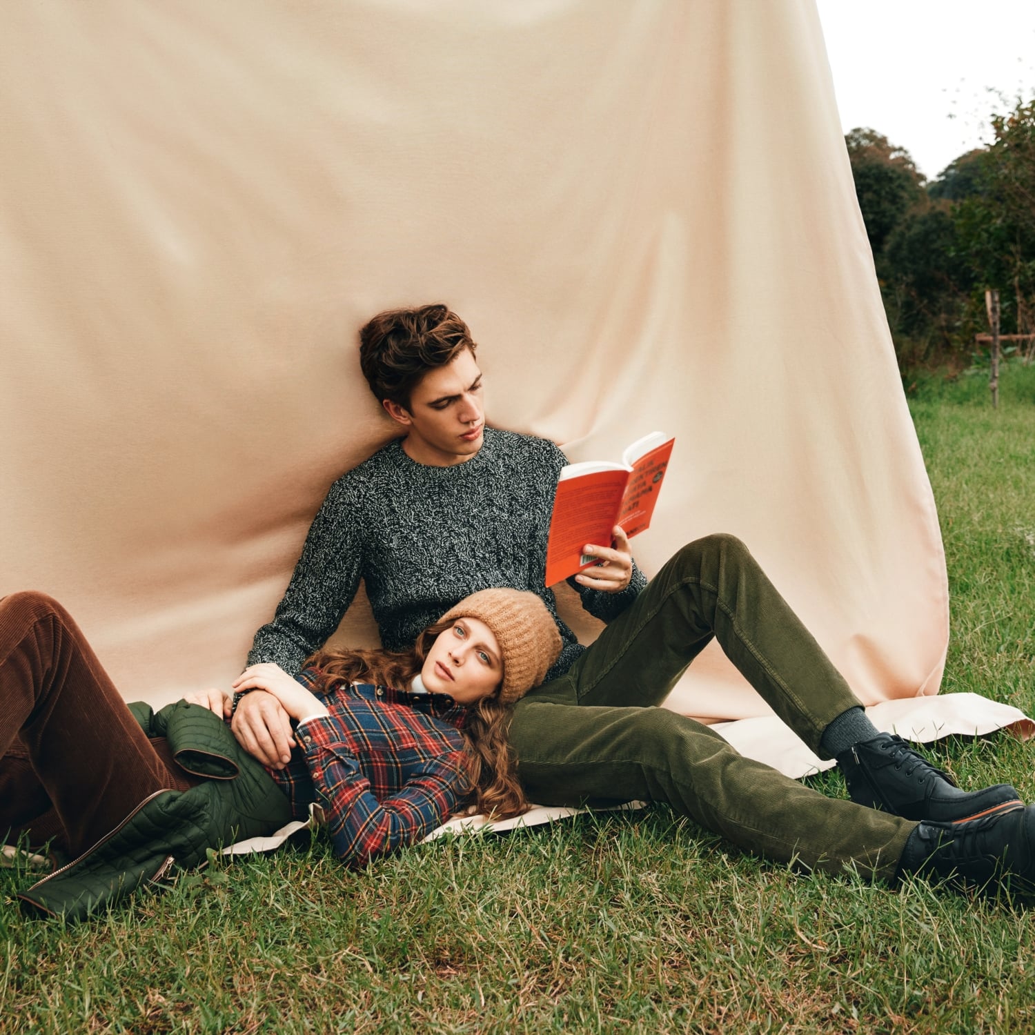 ÖRGÜ DETAYLI BİSİKLET YAKA KAZAK