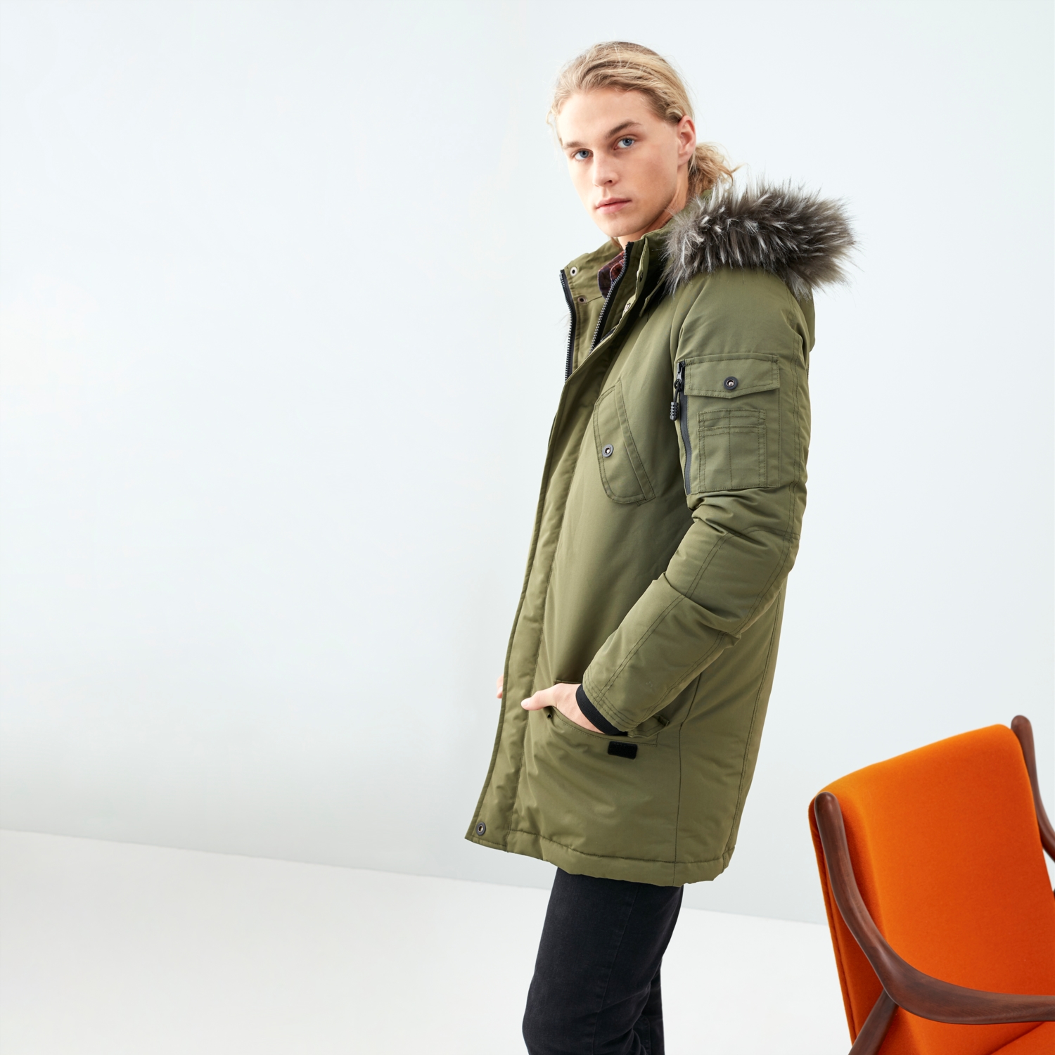KAPÜŞONLU KALIN PARKA
