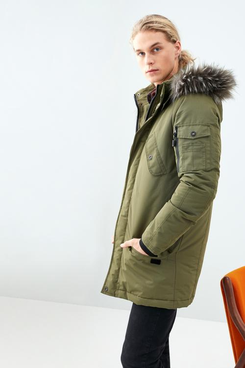  KAPÜŞONLU KALIN PARKA