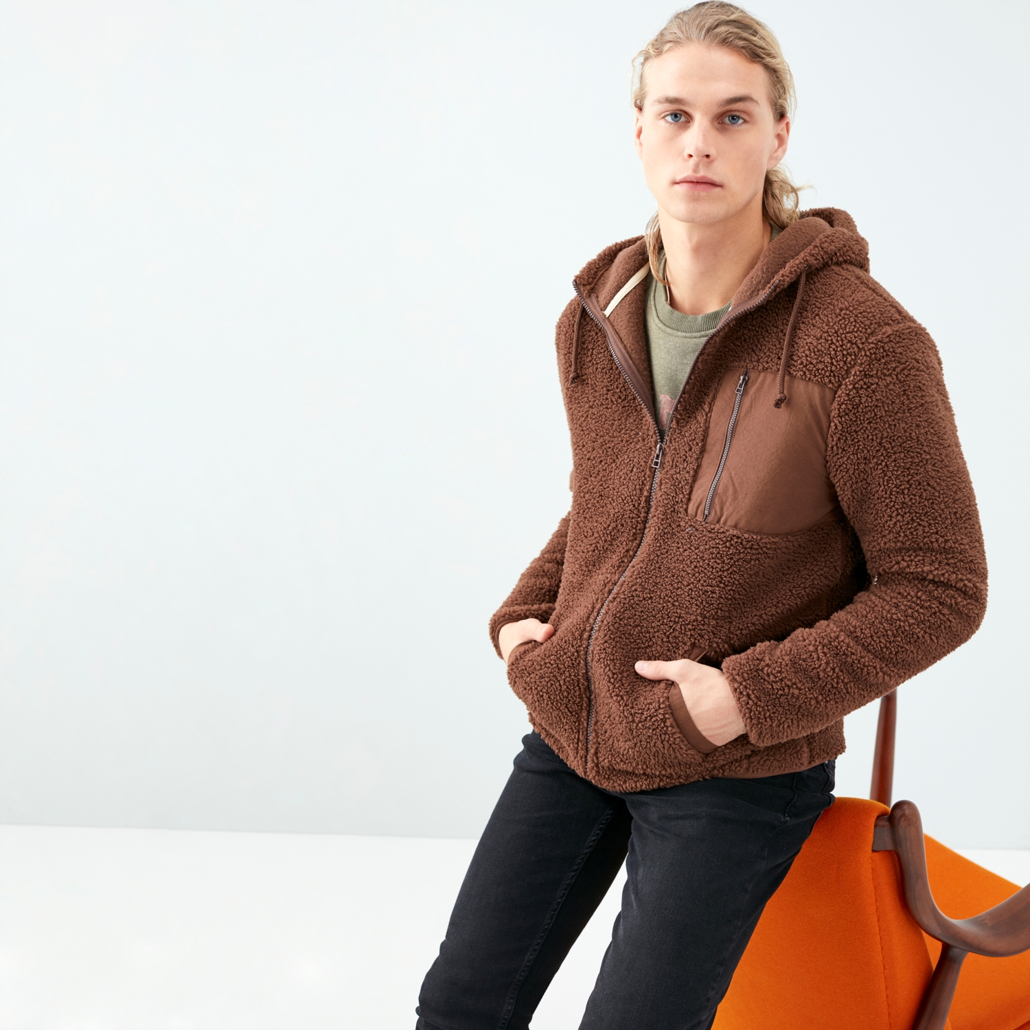 KAPÜŞONLU SWEATSHIRT