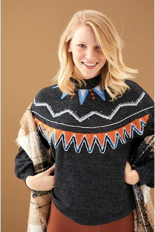  PUL İŞLEMELİ KAZAK