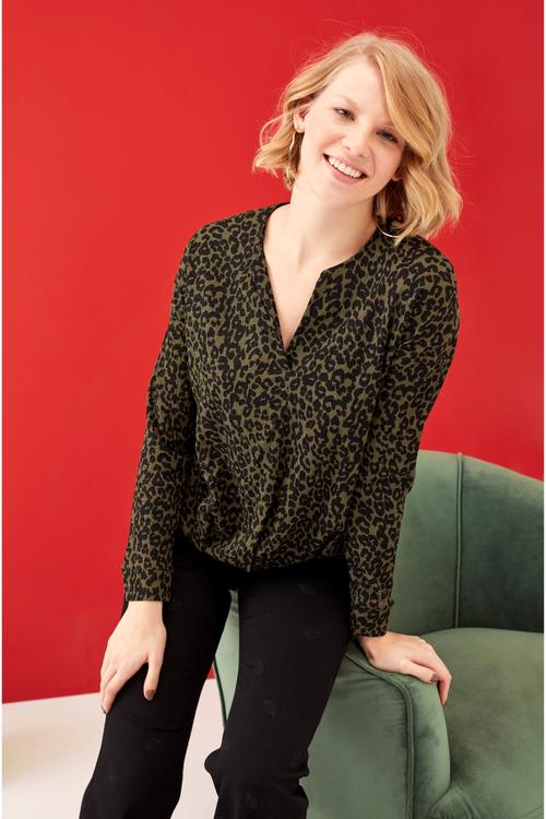  LEOPAR DESENLİ V YAKA CASUAL BLUZ